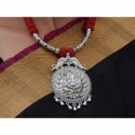 Fably necklace