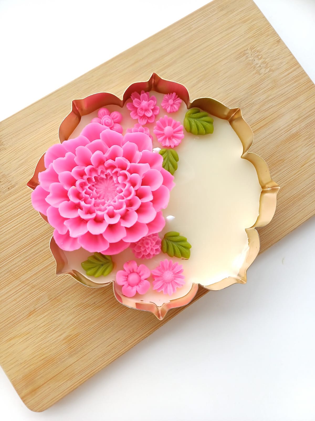 Fably pink flowers